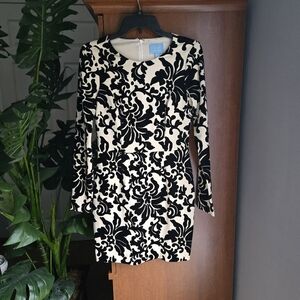 CeCe Black and Cream Long Sleeve Dress